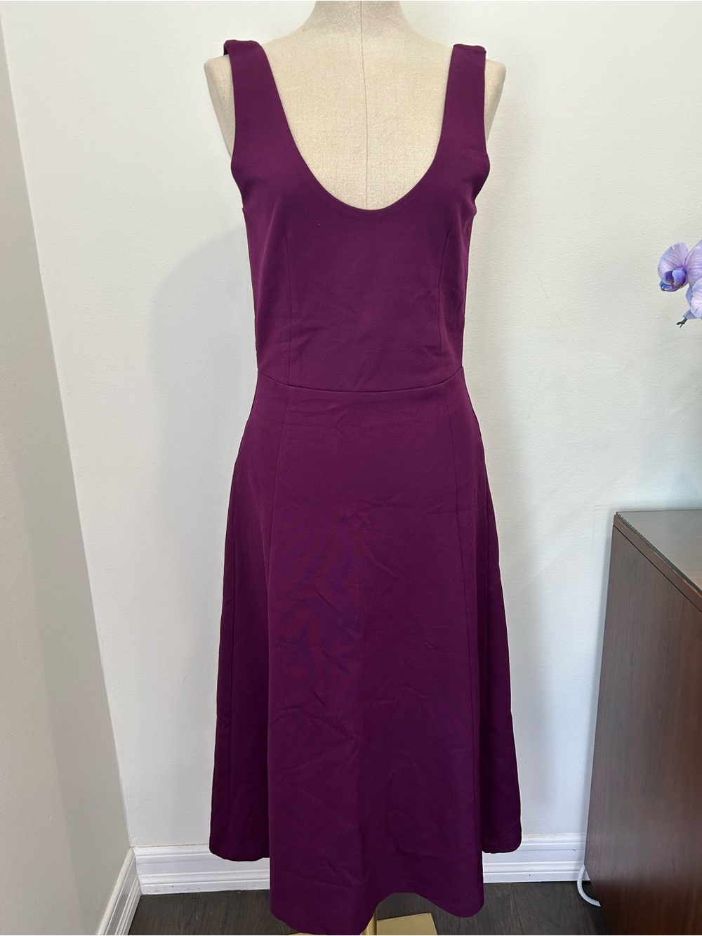 RIPLEY RADER - Ponte Knit Scoop Neck Midi Pockets  Dress Size S